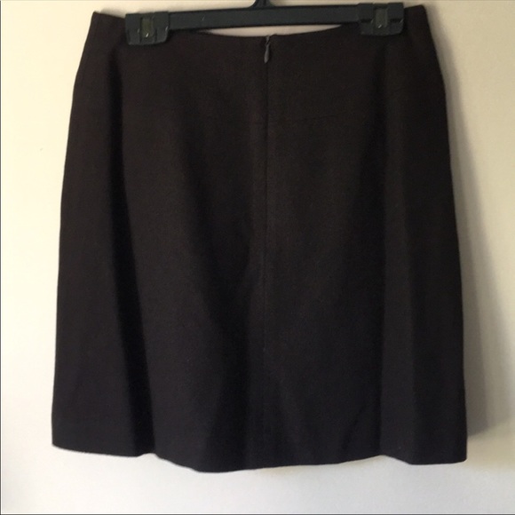 Express Tailleur | Two Piece Skirt Suit - Picture 8 of 8